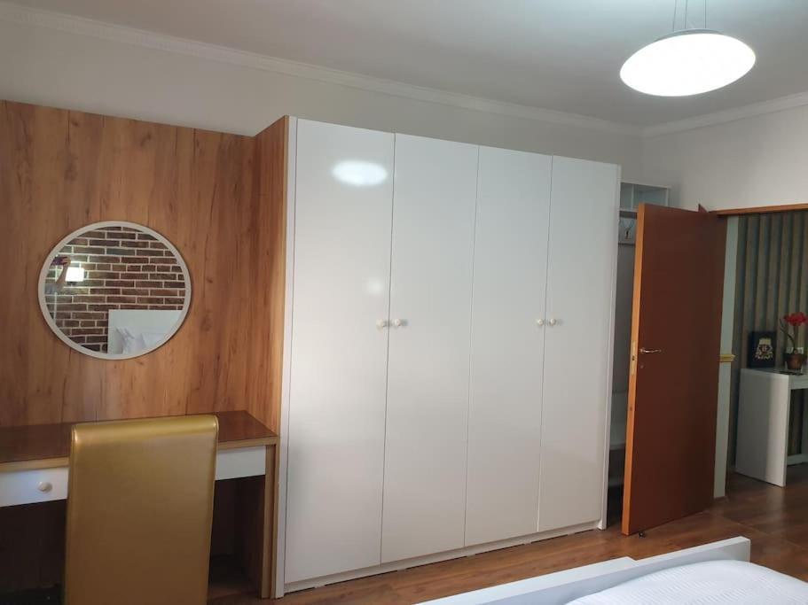 Вилла Shkodra 27 Center House Экстерьер фото