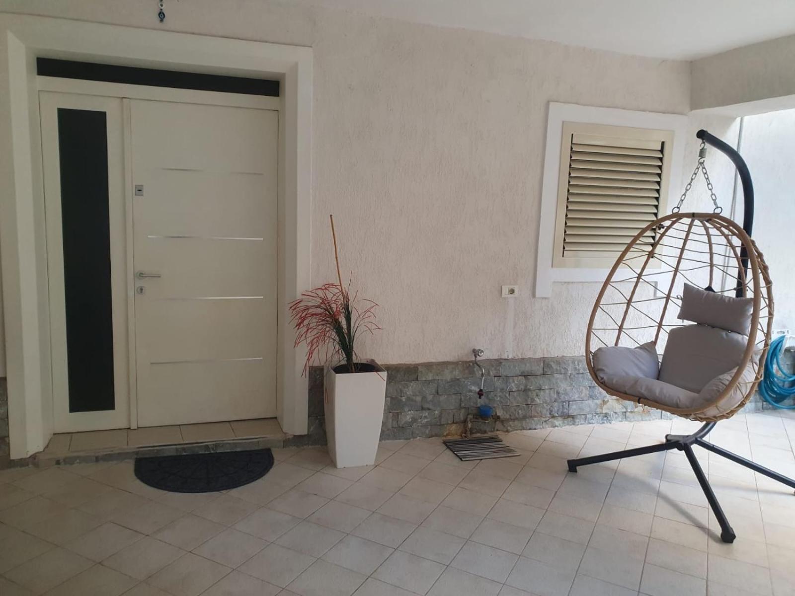 Вилла Shkodra 27 Center House Экстерьер фото